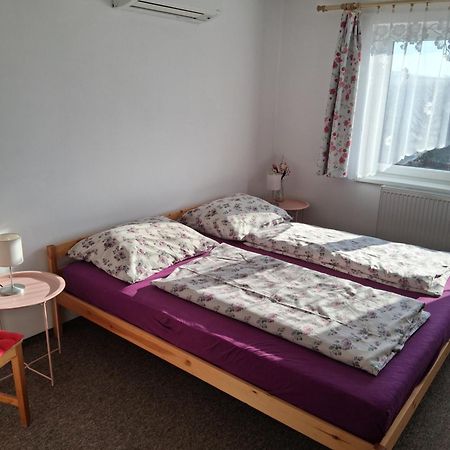 Ubytování Farma U sv. Jakuba Dolni Lanov Exterior foto