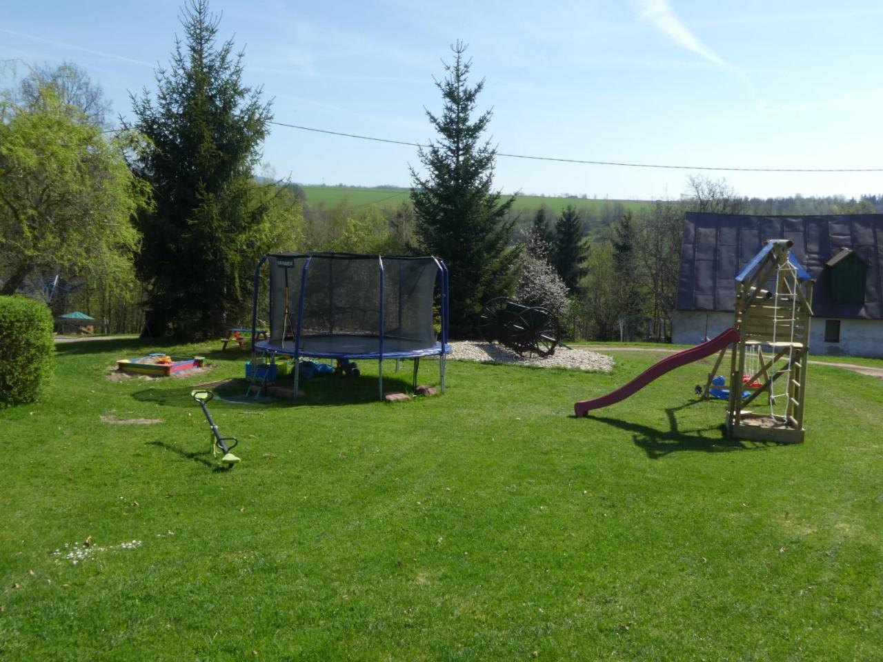 Ubytování Farma U sv. Jakuba Dolni Lanov Exterior foto